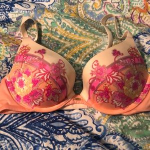 Brand New VS bra fabulous line